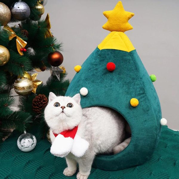 Christmas Tree Cat House - Wonderful Cats